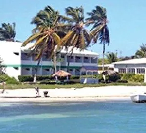 antigua-beachcomber.comcaribbean.com/